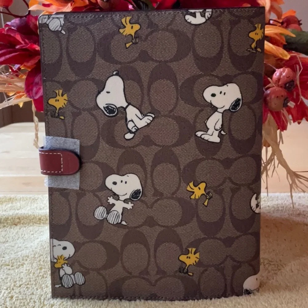 🐶 COACH X PEANUTS NOTEBOOK 🐶 NWT 🐶